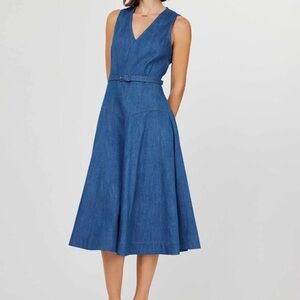 Elegant Blue Sleeveless Dress